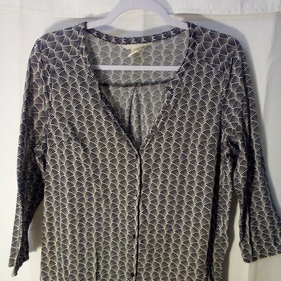 H & M Tunic Top Women M 3/4 Sleeve Button Up Pattern Black White - Picture 4 of 16
